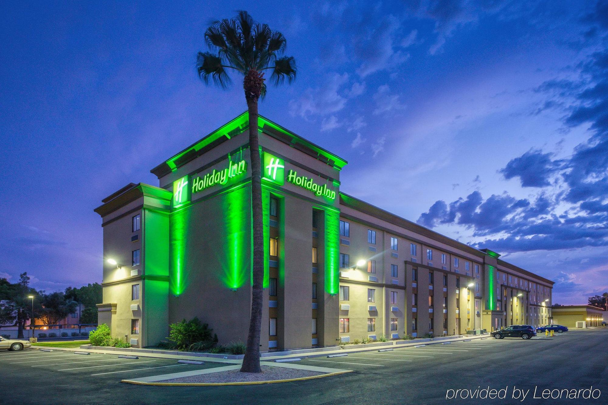 Holiday Inn North Phoenix Exterior photo