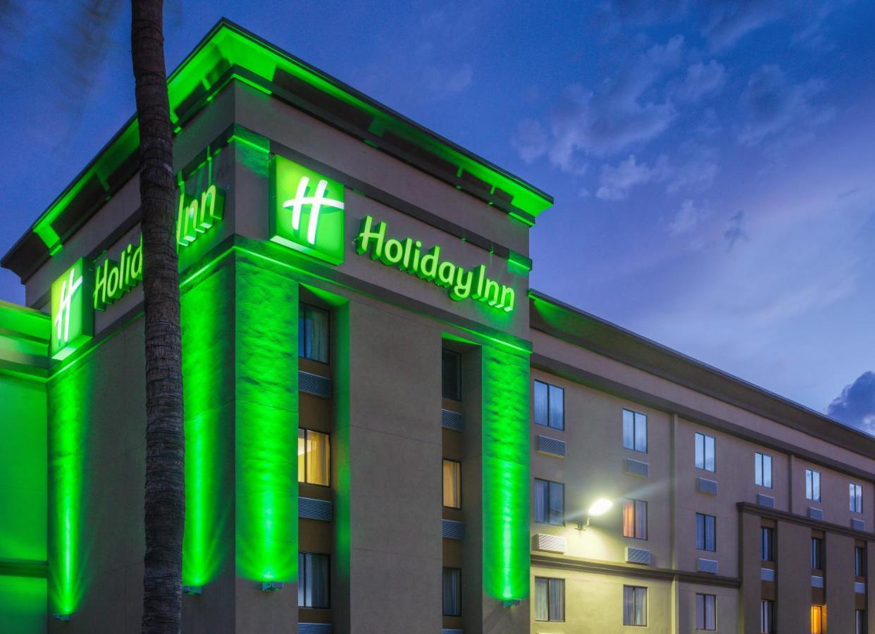 Holiday Inn North Phoenix Exterior photo